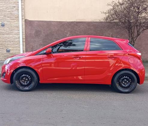 HYUNDAI HB20 1.6 COMFORT PLUS 16V FLEX 4P MANUAL HYUNDAI HB20 1.6 COMFORT PLUS 16V FLEX 4P MANUAL